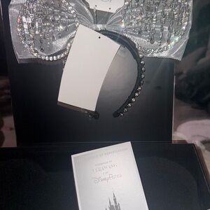 Disney Crystal Vera Wang Limited Edition Minnie Ears